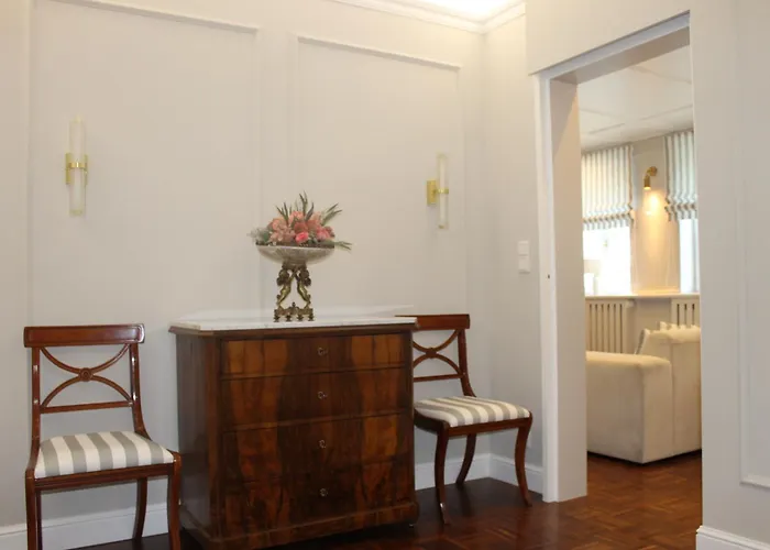 Stilvolle Im Zentrum Fuer 5 Personen Paderborn