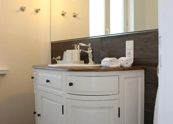 Stilvolle Im Zentrum Fuer 5 Personen *